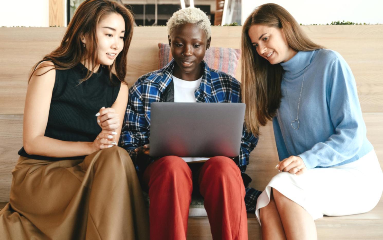 Ältere Mitarbeiter als Mentoren einsetzen – was dabei schiefgehen kann